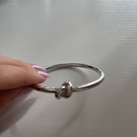 Kate Spade Silver Bracelet Knot - Picture 3 of 6